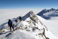 Vinson summit ridge1